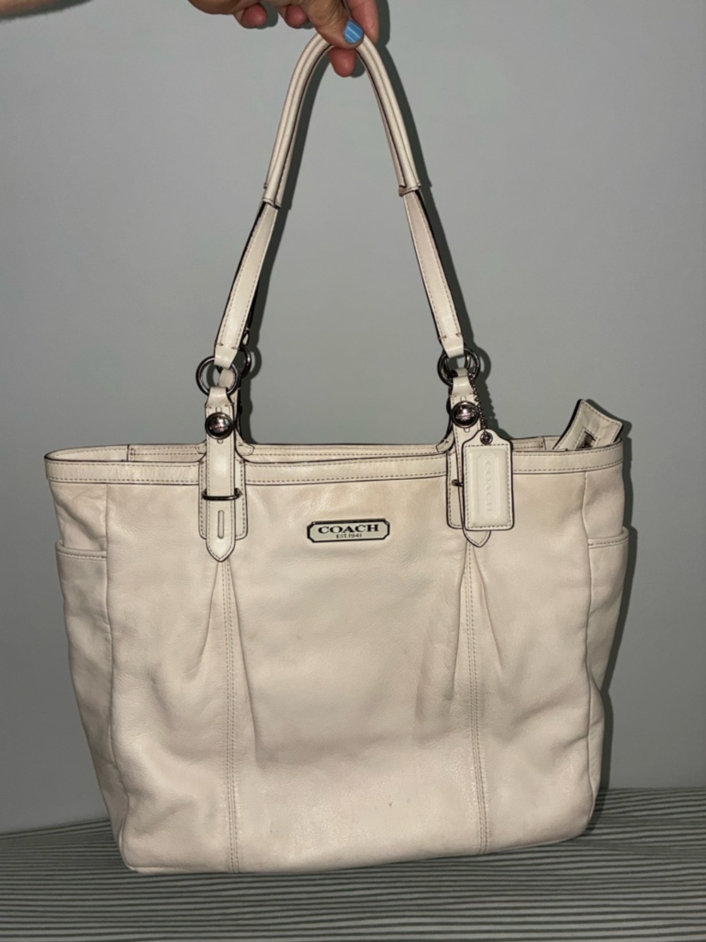 Coach Cream Leather Shoulder Tote